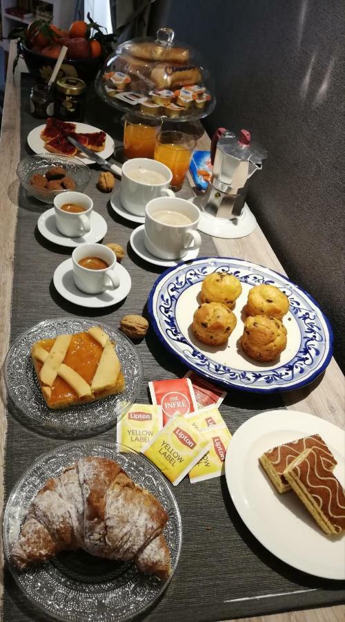 B&B Vicolo Stretto サレルノ エクステリア 写真